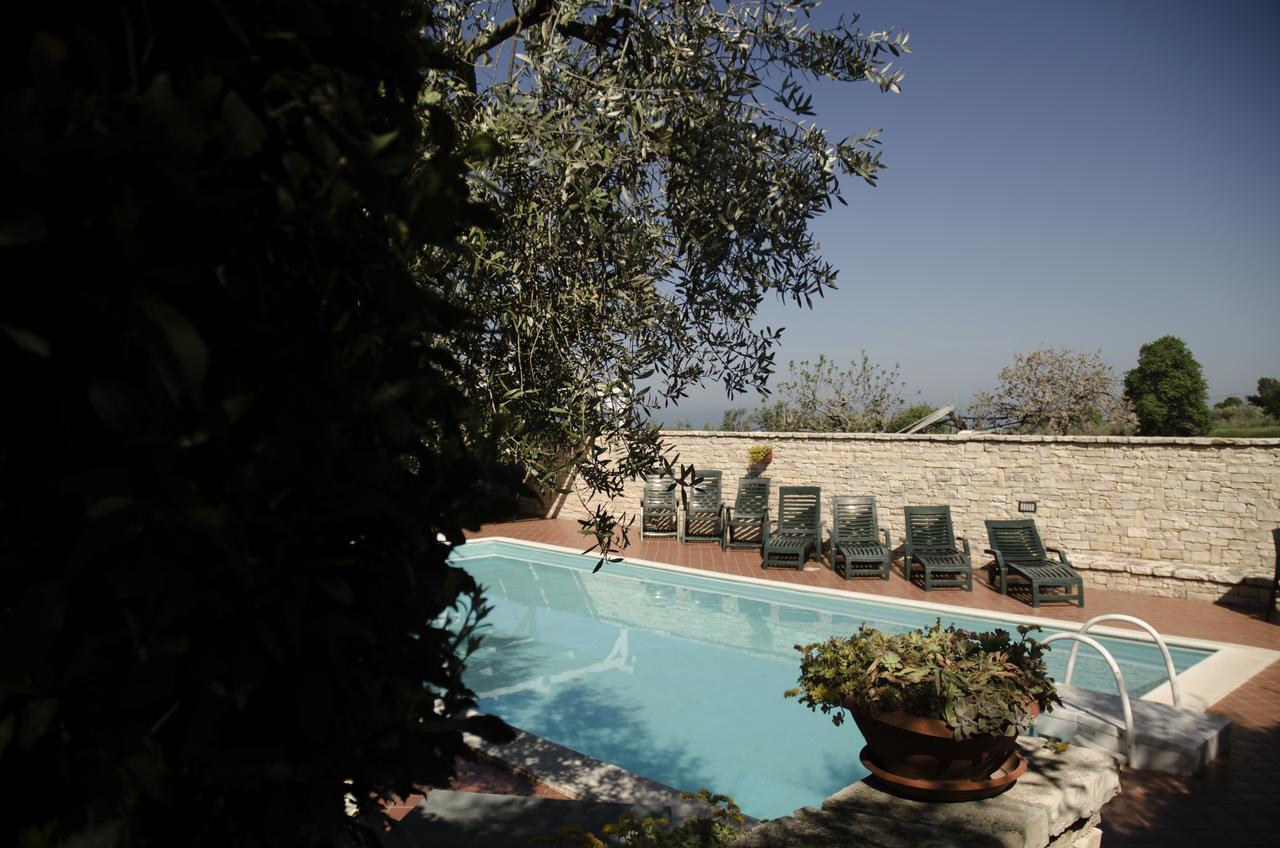 Hostal Lo Scacciapensieri Francavilla Al Mare Exterior foto