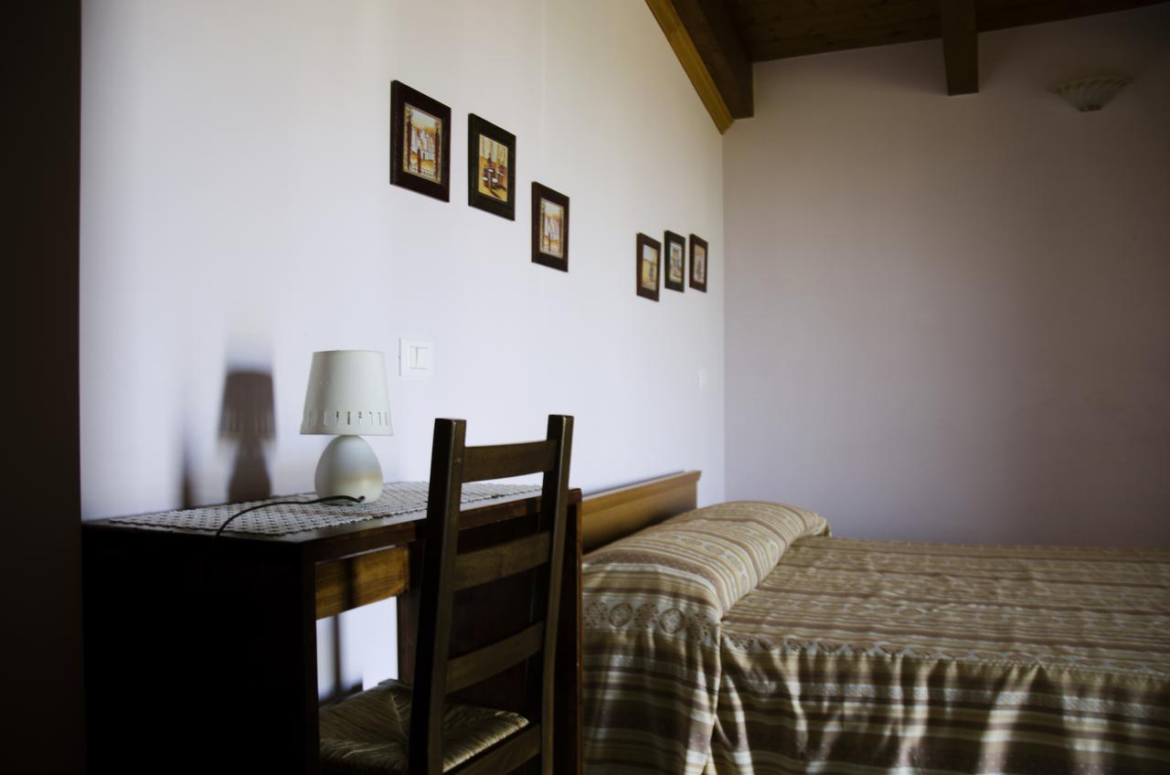 Hostal Lo Scacciapensieri Francavilla Al Mare Exterior foto